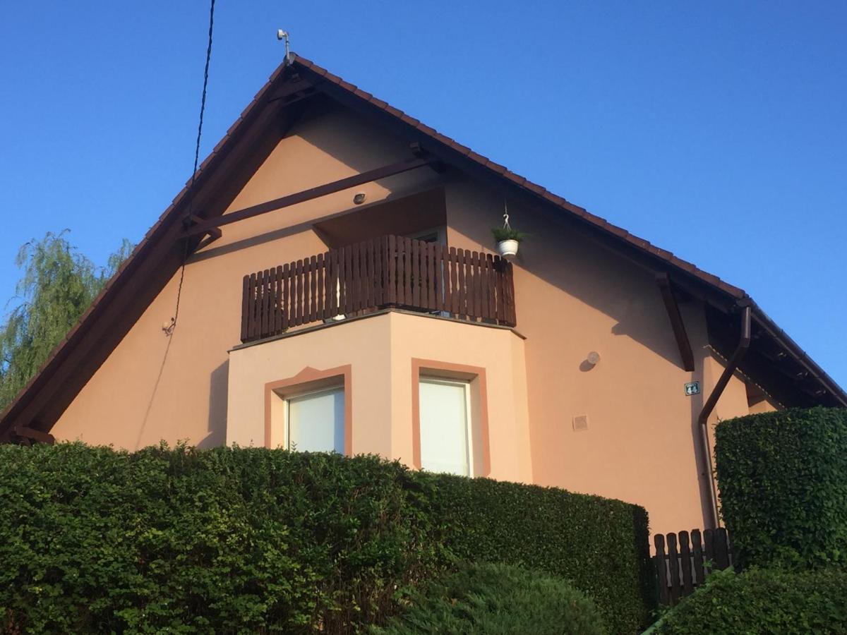 Baranya Apartman Ata Exterior photo