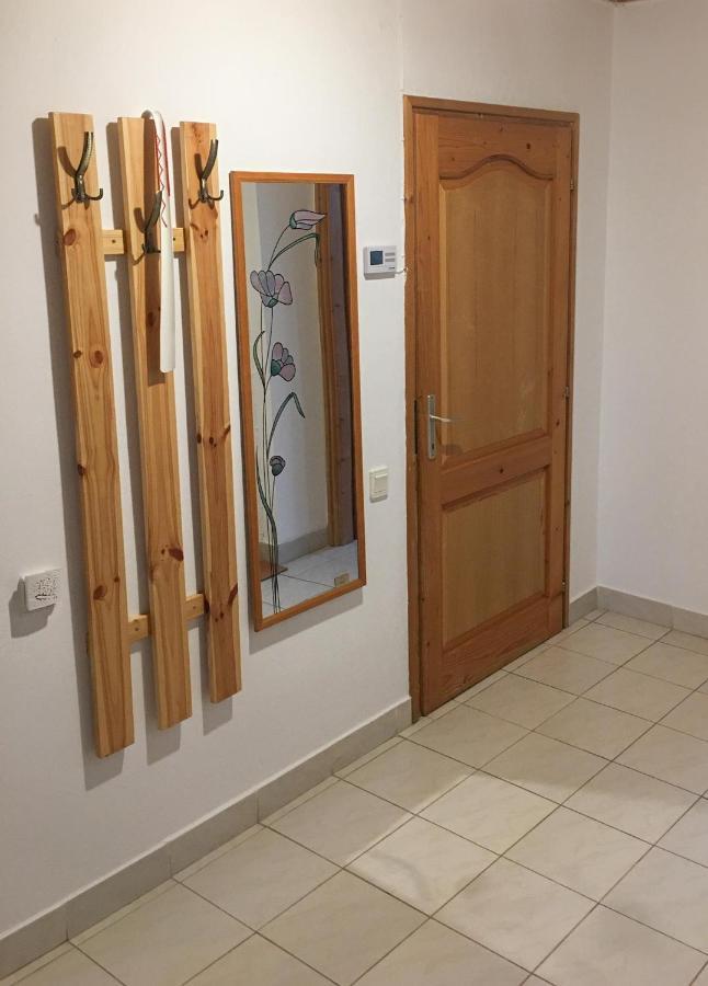 Baranya Apartman Ata Exterior photo